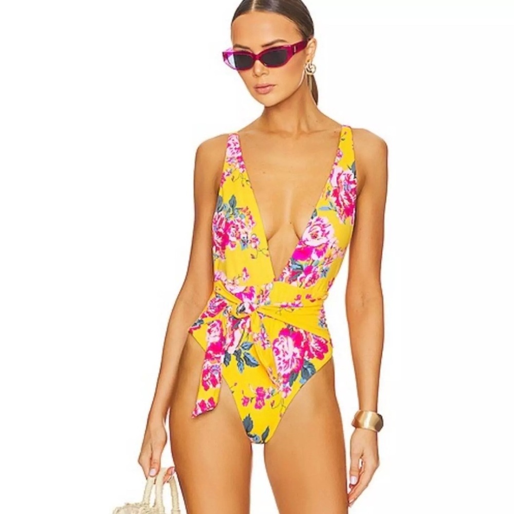 MAAJI Mc Dreamy Reversible One Piece in Yellow Size Medium